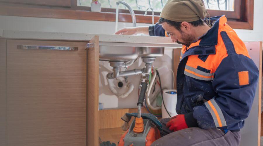 Expert burst pipe repair services in Fresno, OH